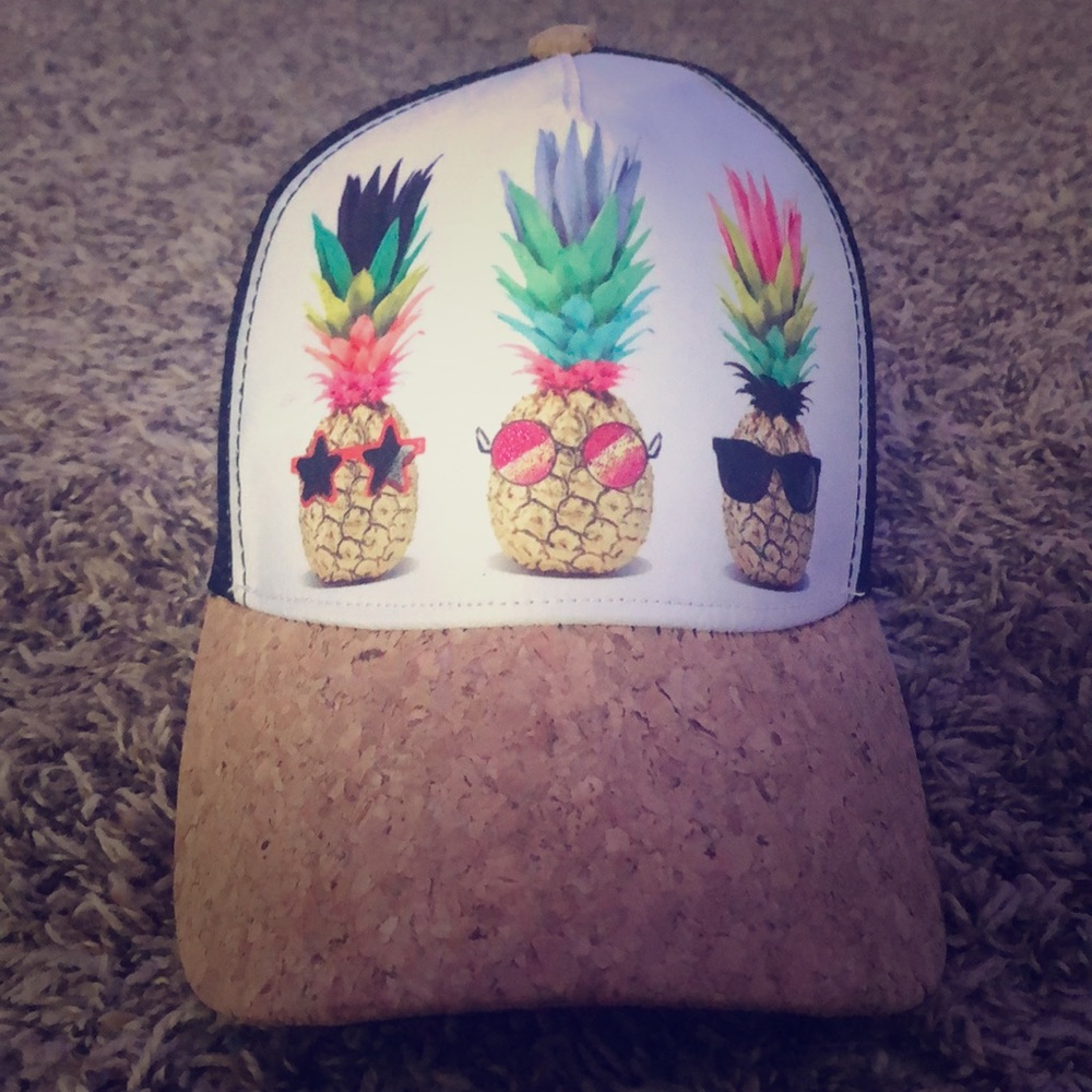 Girls hats!!! Taking any reasonable offers